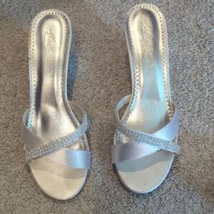 Michaelangelo Silver Heels with Crystal Accents
